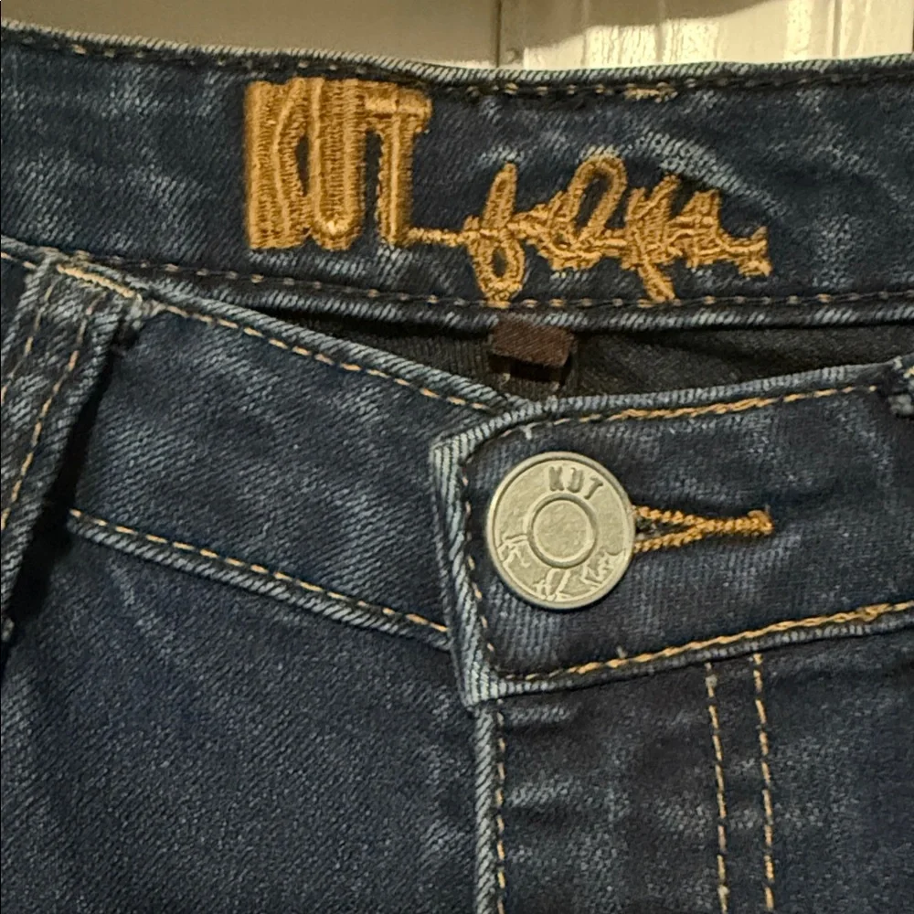 👖 **KUT from the Kloth Women’s Size 6 TLI Cut Jeans – Dark Wash** 👖 - Picture 2 of 13